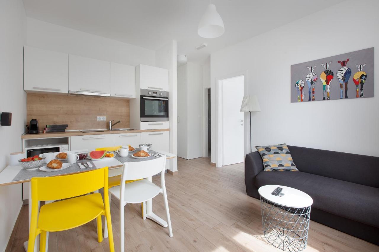 Apartments Coast 27 พอดโกรา ภายนอก รูปภาพ